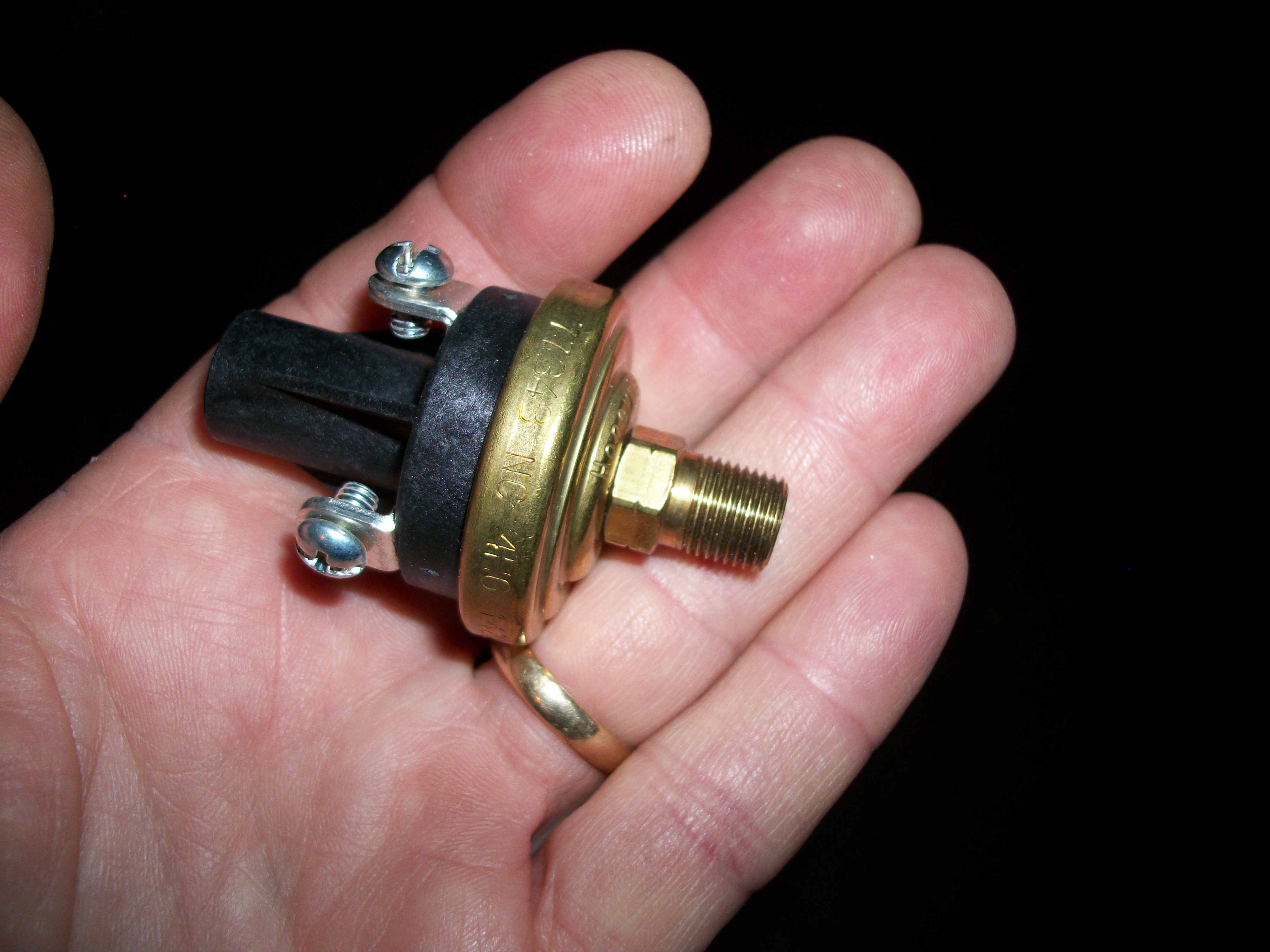 Vacuum switch EAC4371 XJS Jaglovers Forums