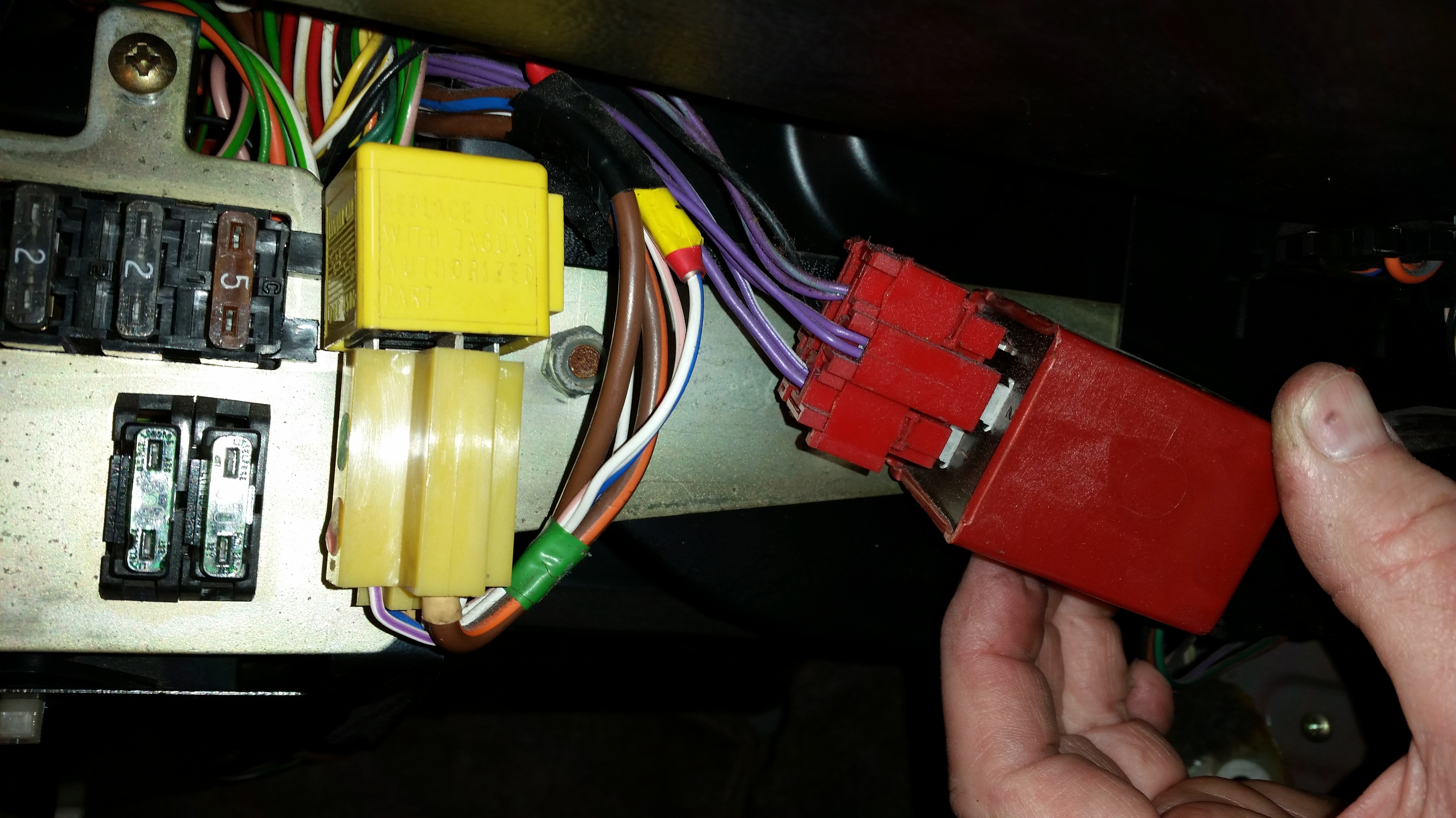 Interior Light Delay XJ Jaglovers Forums