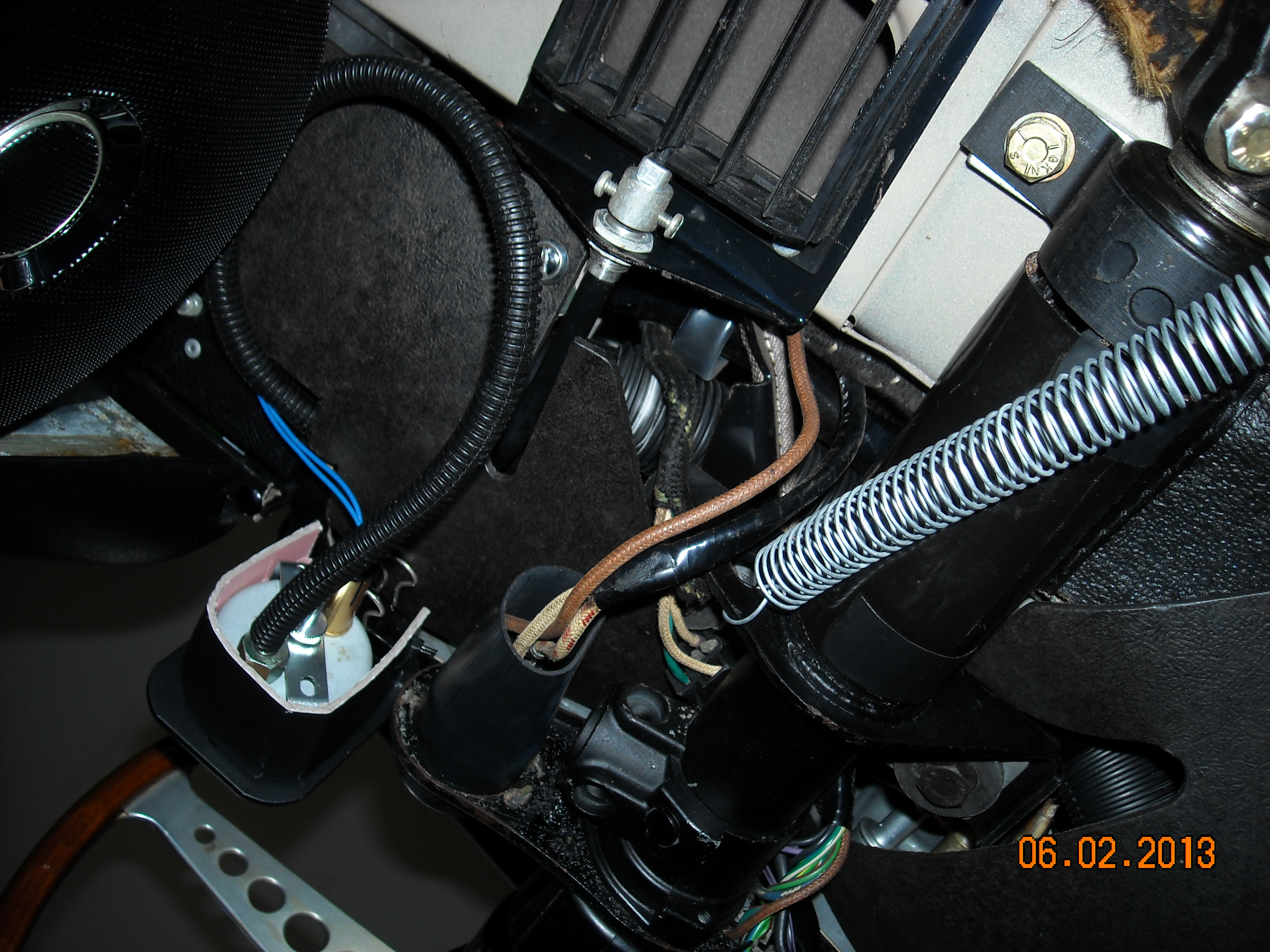 Clutch pedal arm spring replacement EType Jaglovers Forums