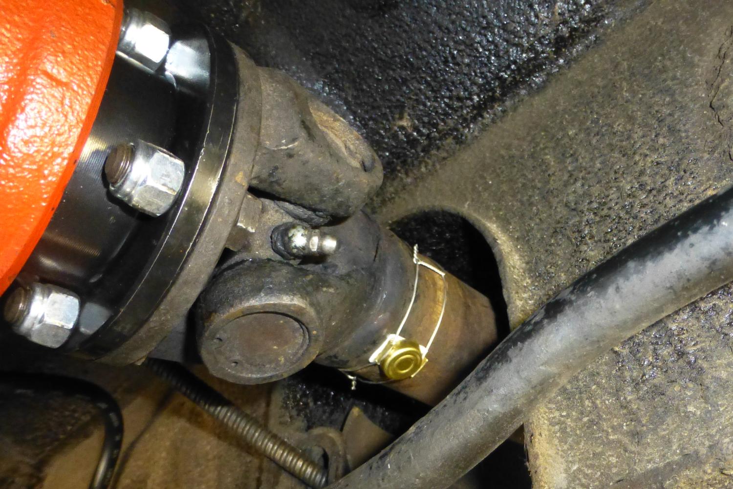 Prop shaft grease zerk orientation EType Jaglovers Forums