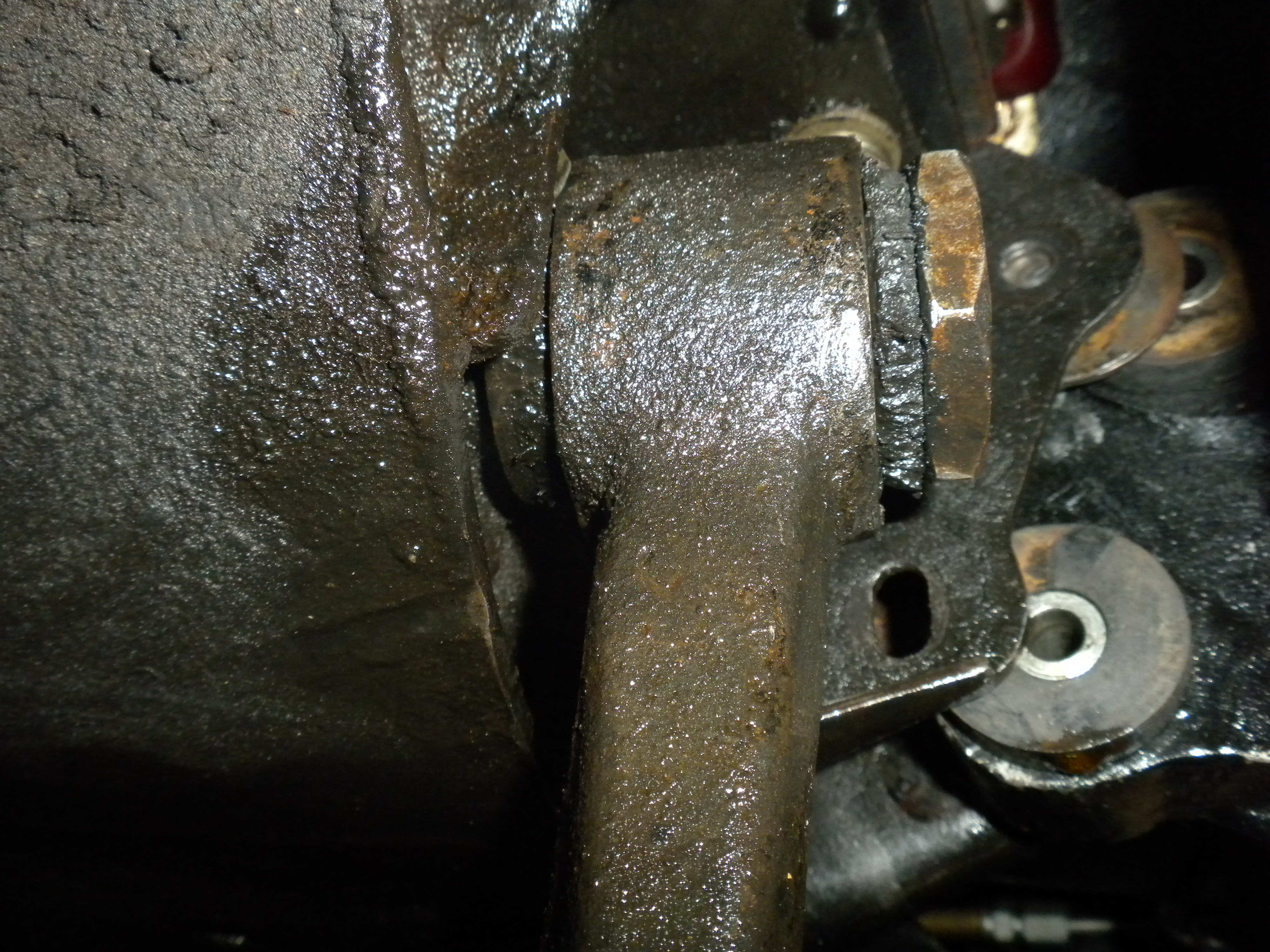 Xj6 Series 1, lower AArm bolt advice XJ Jaglovers Forums